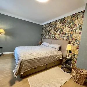 Luxury 2 Bedroom Appartamento